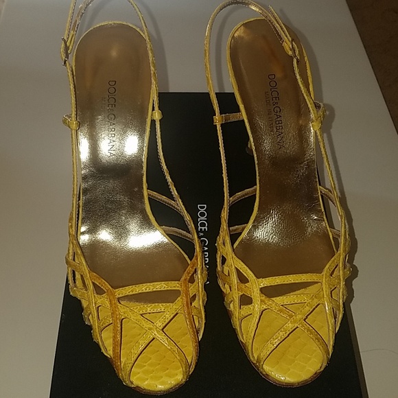 Dolce and Gabbana yellow whip snake sandal heels - Picture 3 of 8